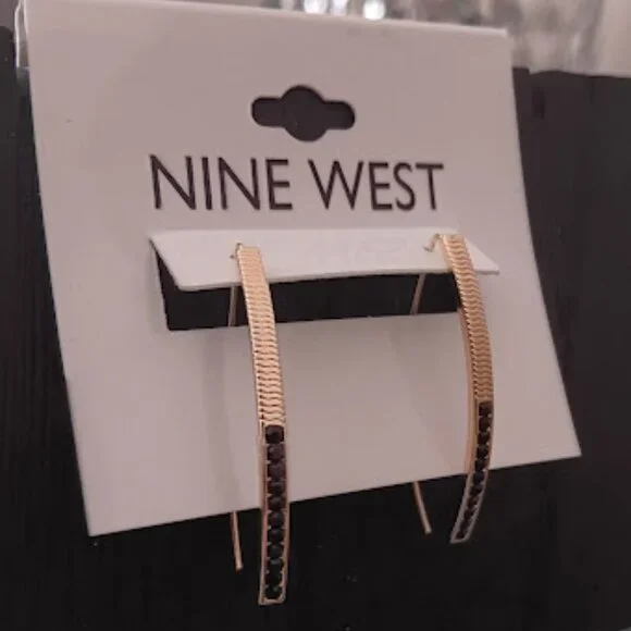 NINE WEST Mod/Contemporary Gold Textured Black Crystal Curved Threader Earrings - Picture 3 of 3